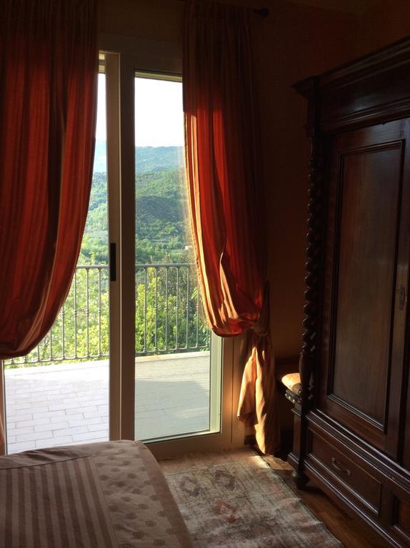 L'Acacia B&B Pietra Ligure Δωμάτιο φωτογραφία