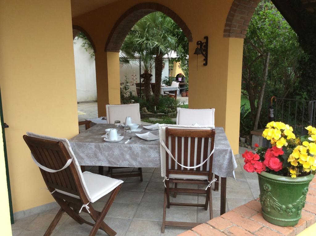 L'Acacia B&B Pietra Ligure Εξωτερικό φωτογραφία